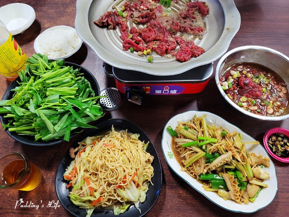 花蓮吉安美食│牛巴達全牛專賣店》自己動手鐵板燒牛肉.原住民野菜牛雜湯.全牛料理餐廳