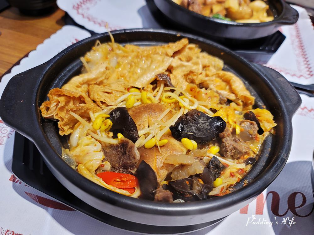 南京黃燜雞米飯-香麻川辣牛肉