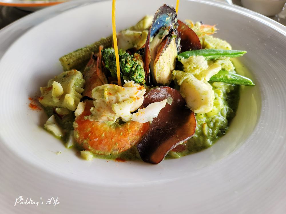 綠光水岸複合式餐廳-青醬海鮮燉飯