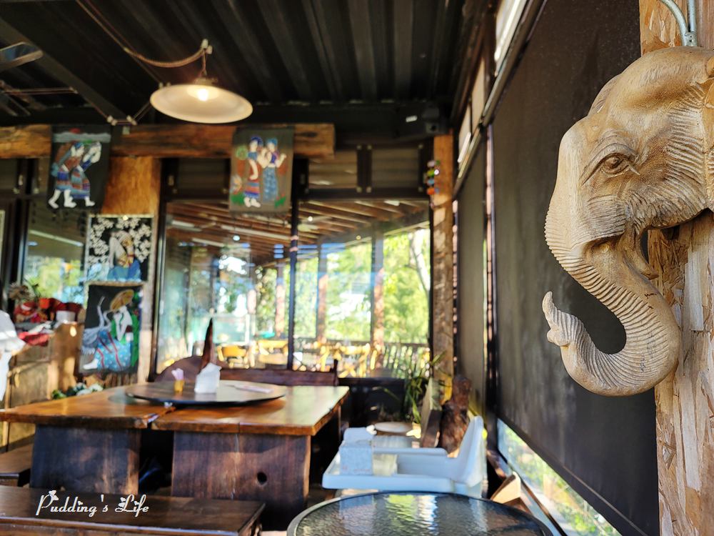 雲南十八怪景觀餐廳-大象壁飾