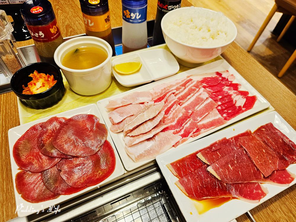新竹巨城美食│燒肉LIKE》來自日本一人燒肉餐廳.燒烤界的速食店.邊緣人也能自在吃！
